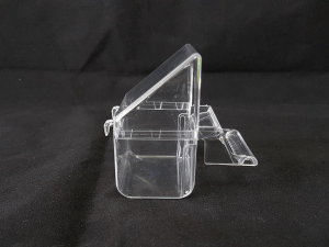 CP2-COMEDERO EXTERIOR TRANSPARENTE CON POSADERO